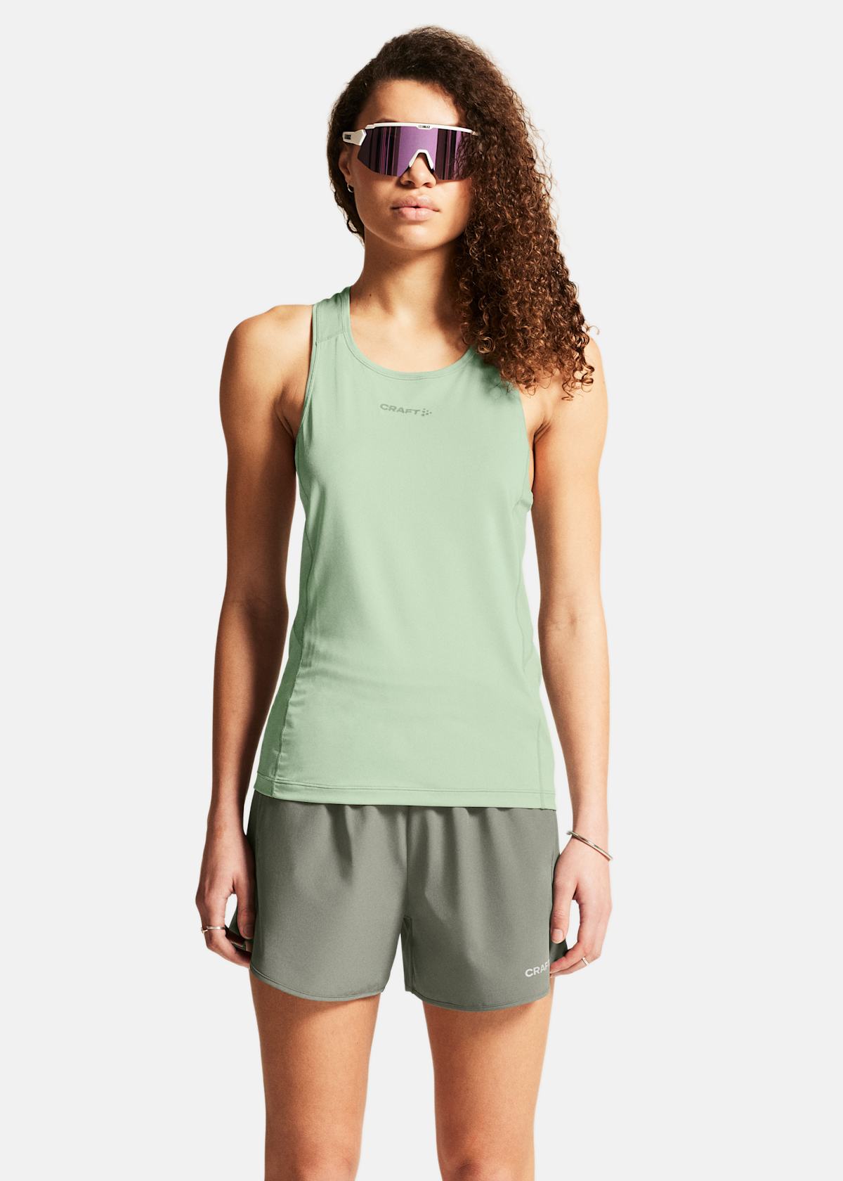 ADV ESSENCE SINGLET 2 W