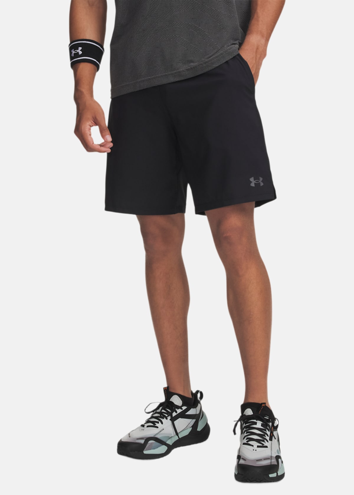 UA Vanish Wven 2.0 8in Short